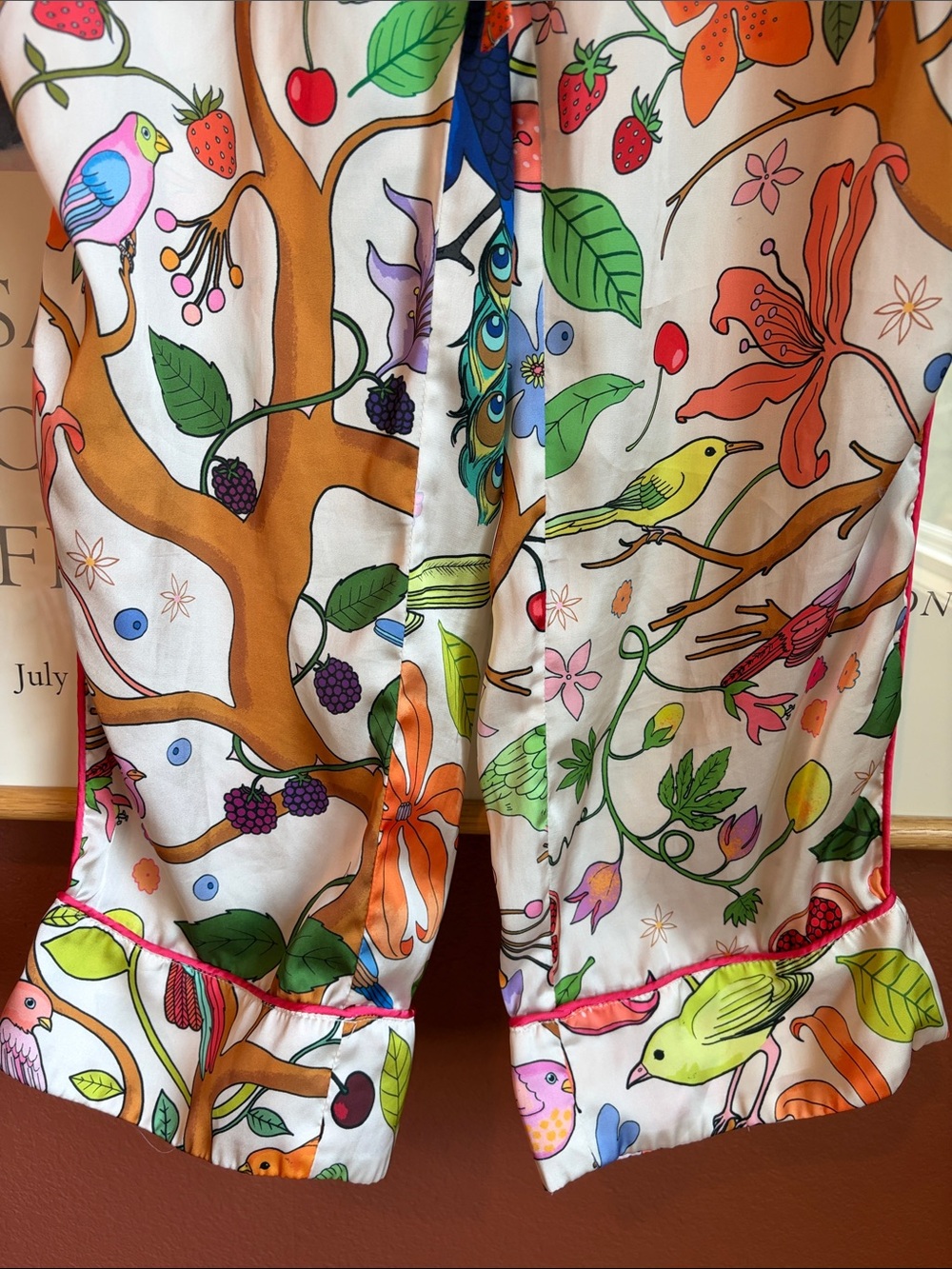 Karen Mabon Satin Tree of Life Floral Bird Pajama Set, Size M - Picture 7 of 8